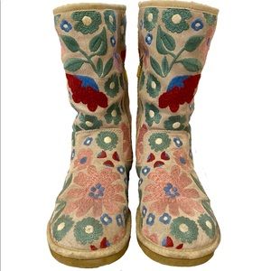 COPY - UGG Embroidered Floral Boots